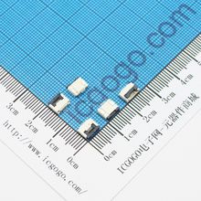 FPC连接器 翻盖式 0.5E-4P 4Pin 脚间距 0.5MM 扁平连接器 软排线插座